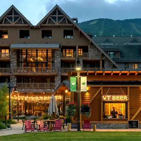 374 Lodge At Spruce Peak Ski In Ski In Ski Out King Studio